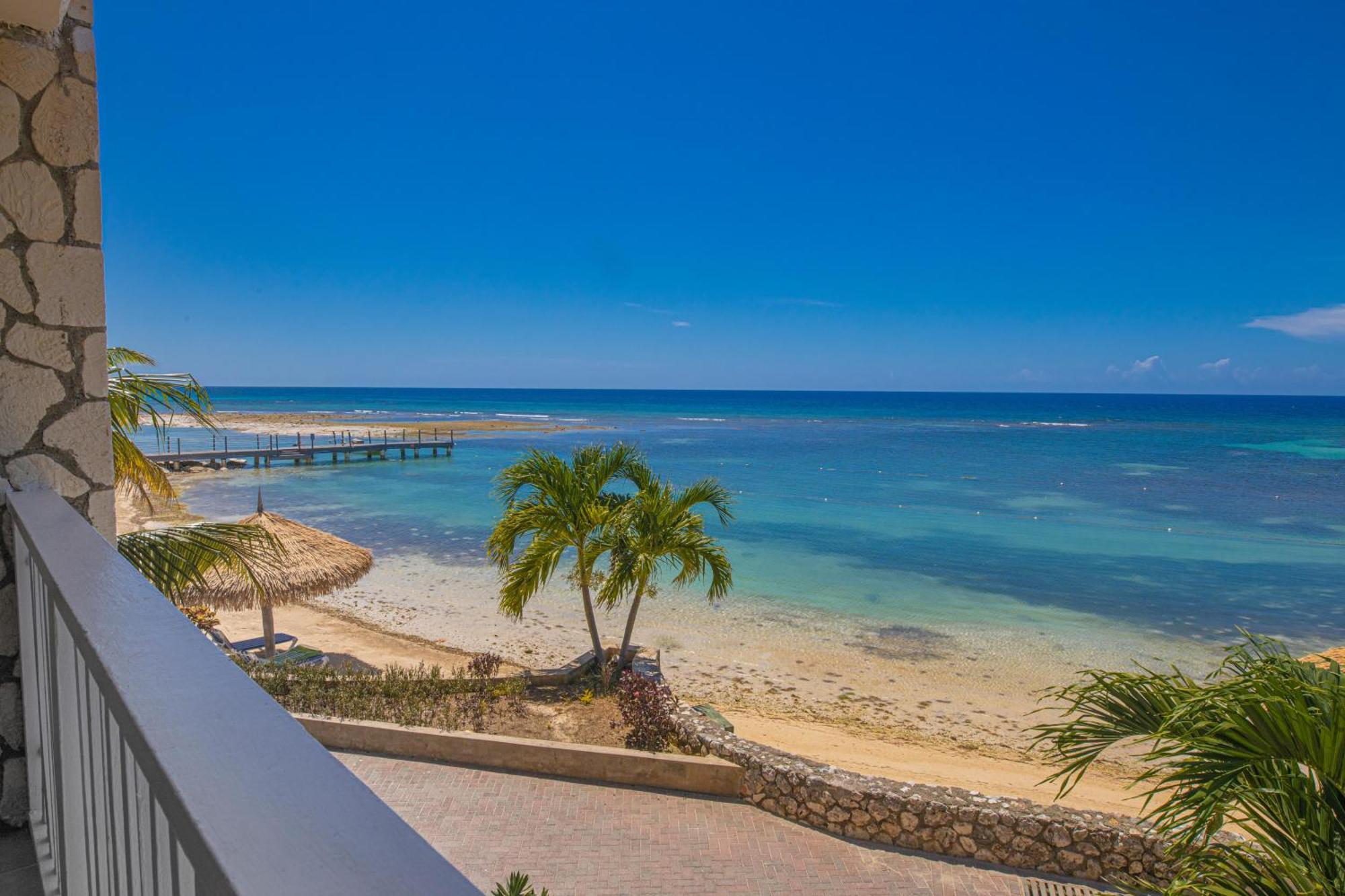 Catalonia Montego Bay Hotel Exterior photo